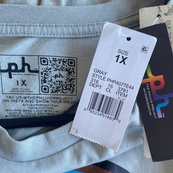 NEW PHLUID Rainbow Graphic Short Sleeve Pride T Shirt Gray Size 1X LGBTQ - Picture 4 of 4